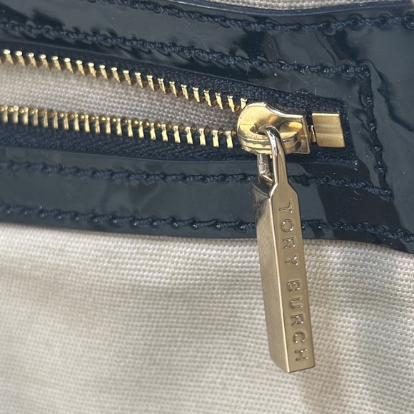 Tory Amalie T tote - Picture 4 of 5